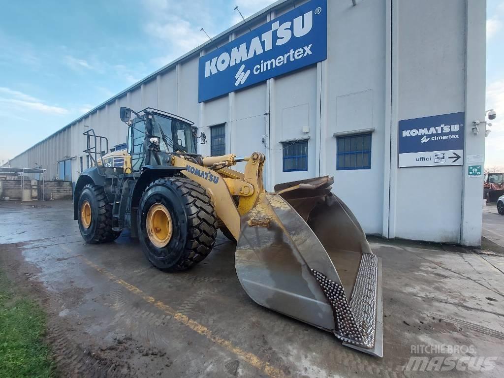 Komatsu WA475 Фронтальні навантажувачі