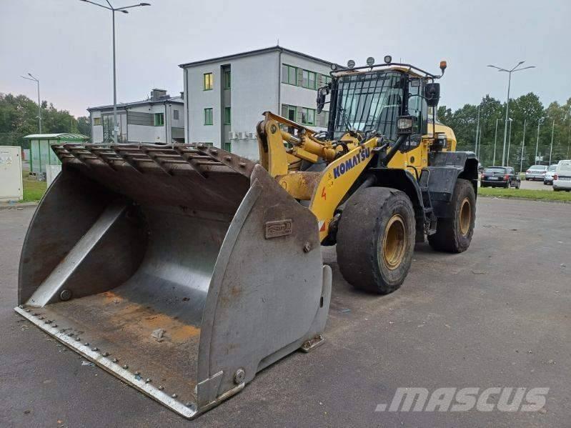 Komatsu WA 320-8 Фронтальні навантажувачі