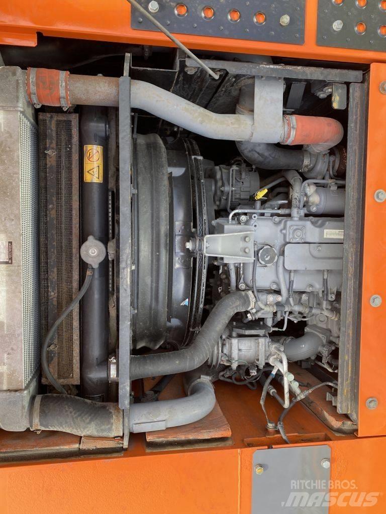 Hitachi ZX 140 W-3 Колісні екскаватори