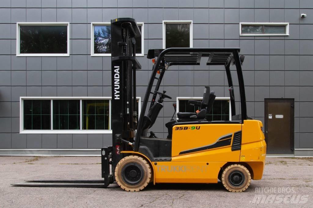 Hyundai 35B-9U Електронавантажувачі