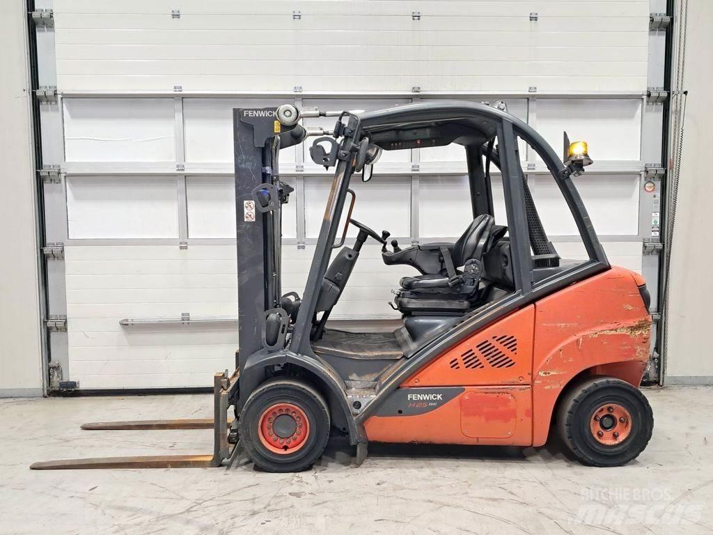 Linde H25D-02 Дизельні навантажувачі