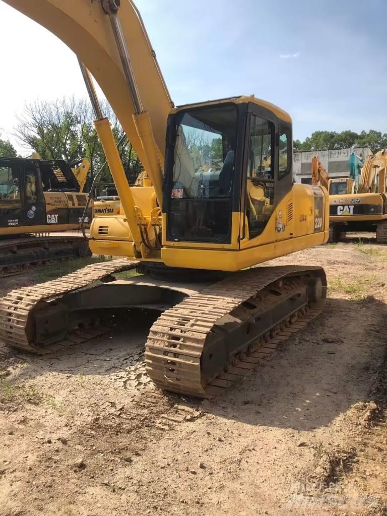 Komatsu PC220-7 Гусеничні екскаватори