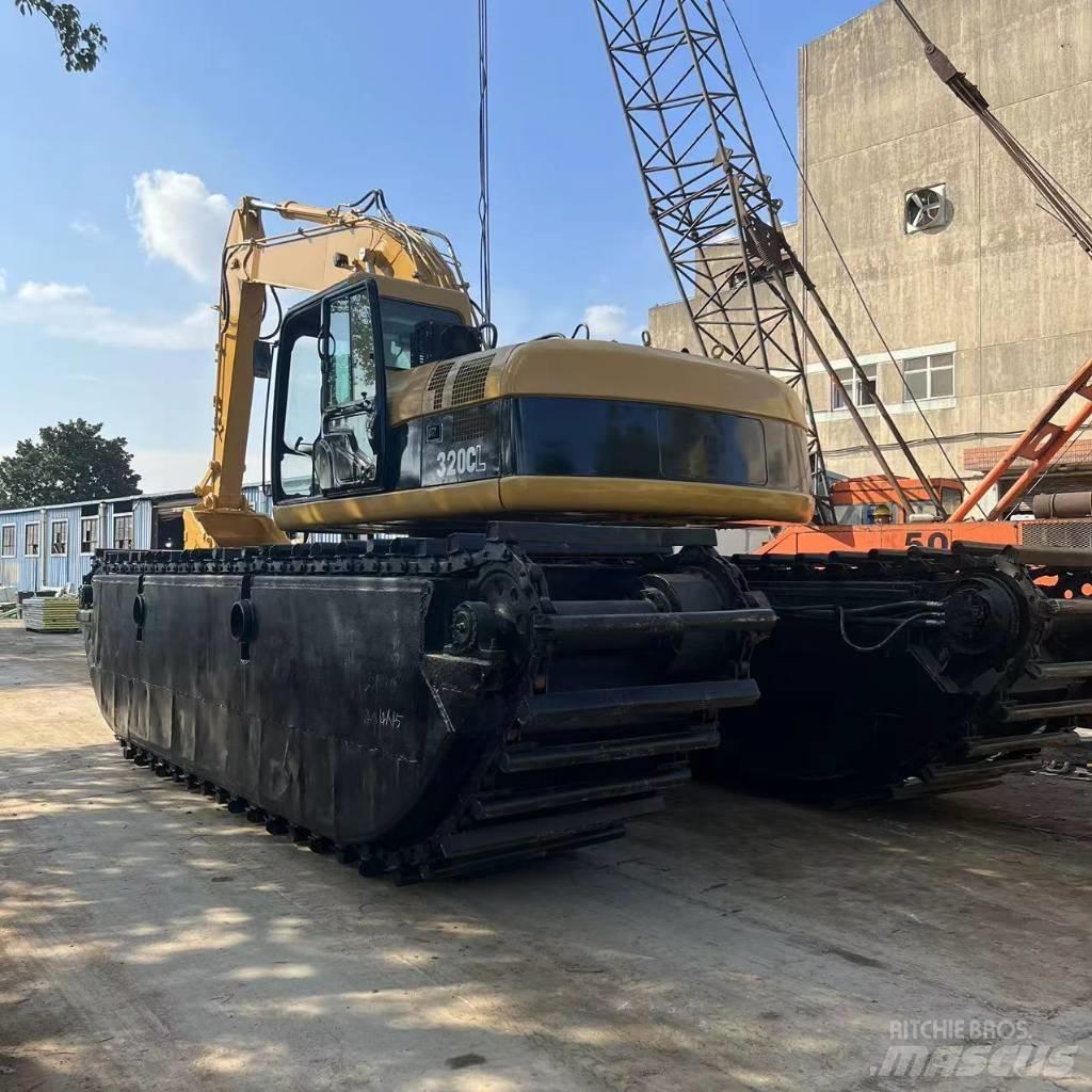 CAT 320 C Екскаватори-амфібії