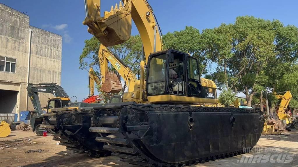 CAT 320 C Екскаватори-амфібії