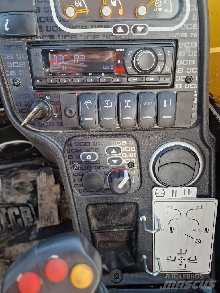JCB 535-95 Телескопічні навантажувачі