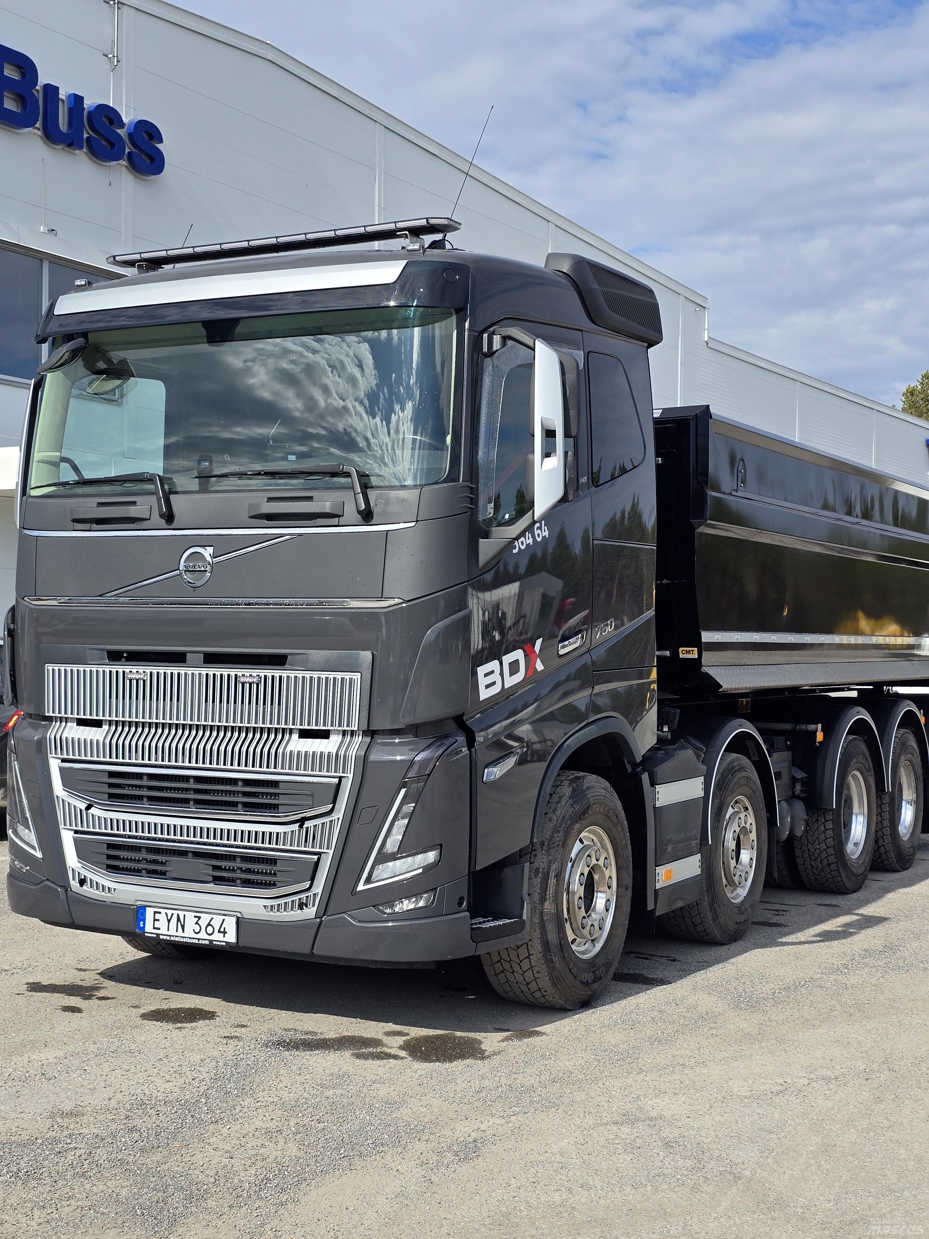 Volvo FH16 750 Самоскиди