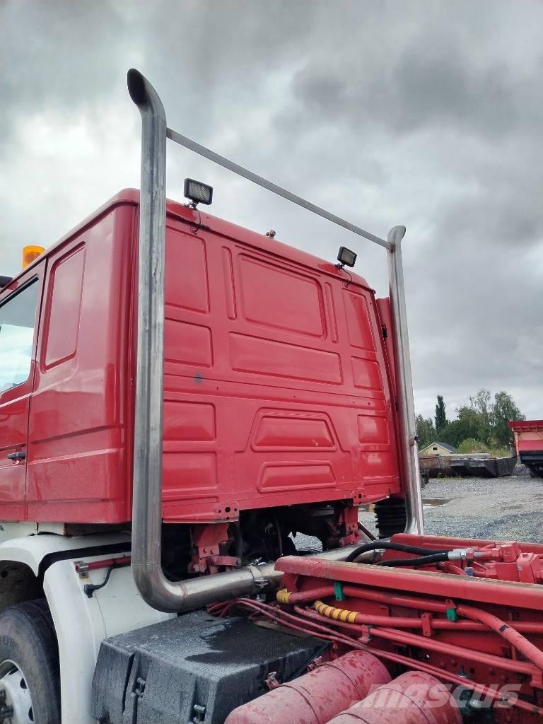 Scania 143 H Вантажівки з гаковим підйомом