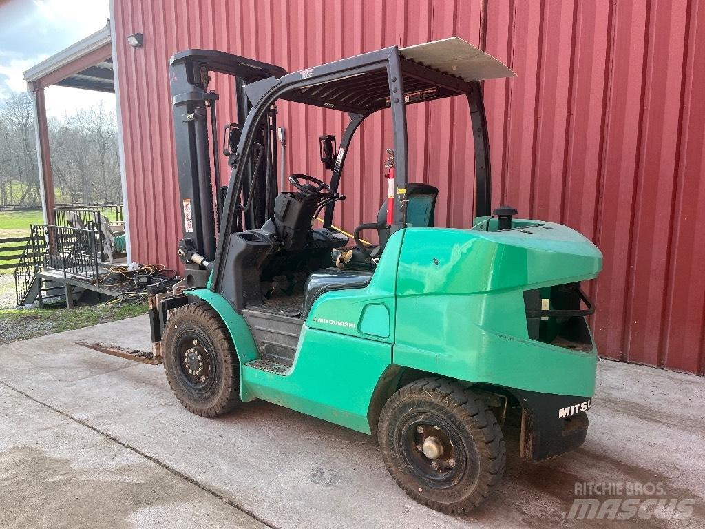 Mitsubishi FD40N1 Навантажувачі підвищеної прохідності