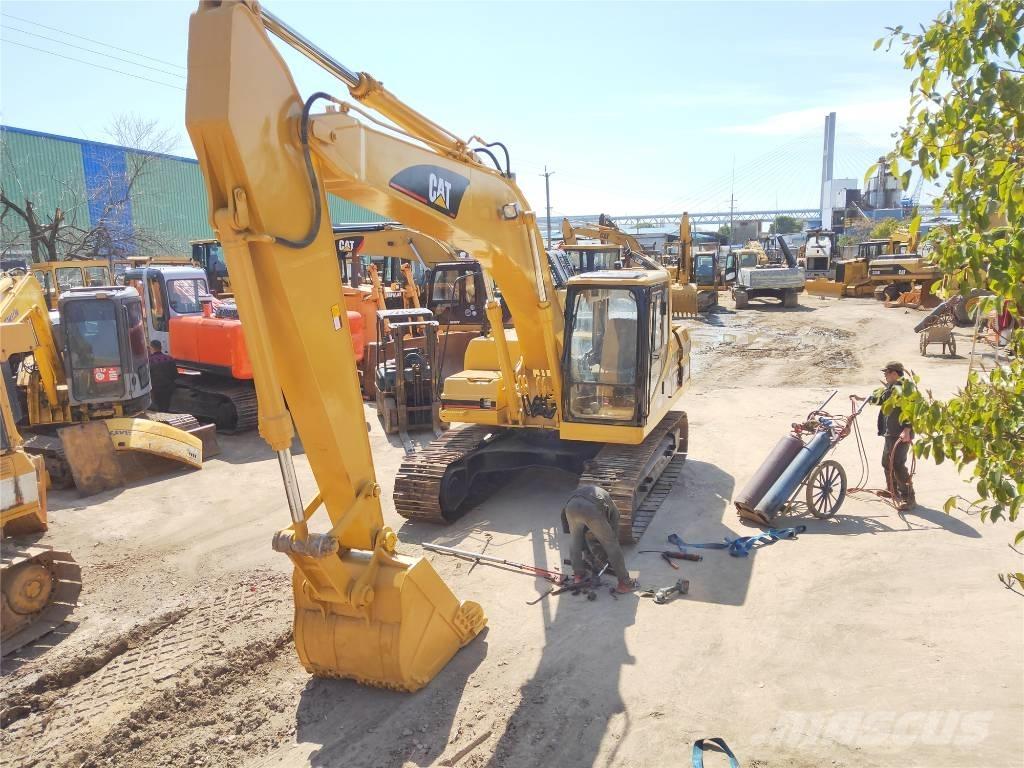 CAT 320B Гусеничні екскаватори