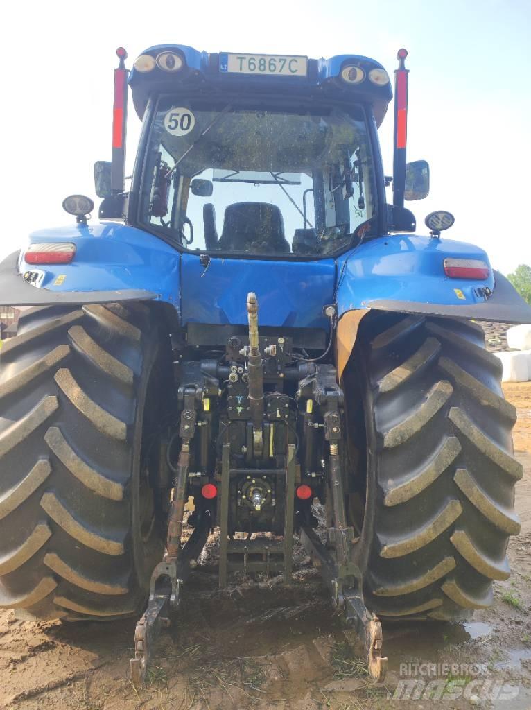 New Holland T 8.360 Трактори
