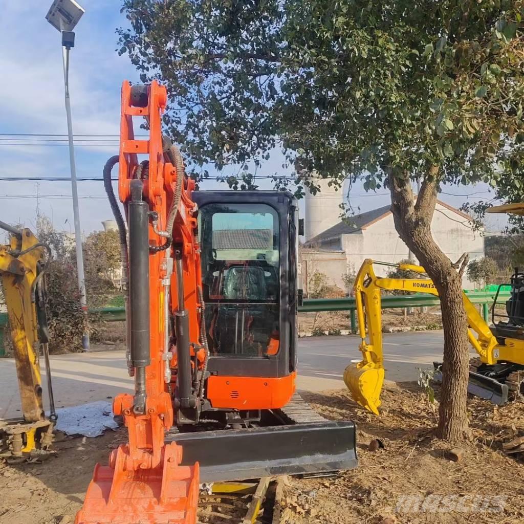 Kubota U 30 Міні-екскаватори < 7т