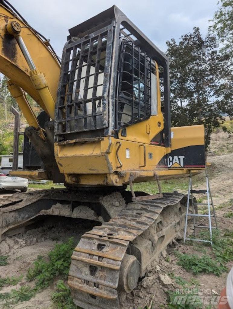 CAT 322 C Гусеничні екскаватори