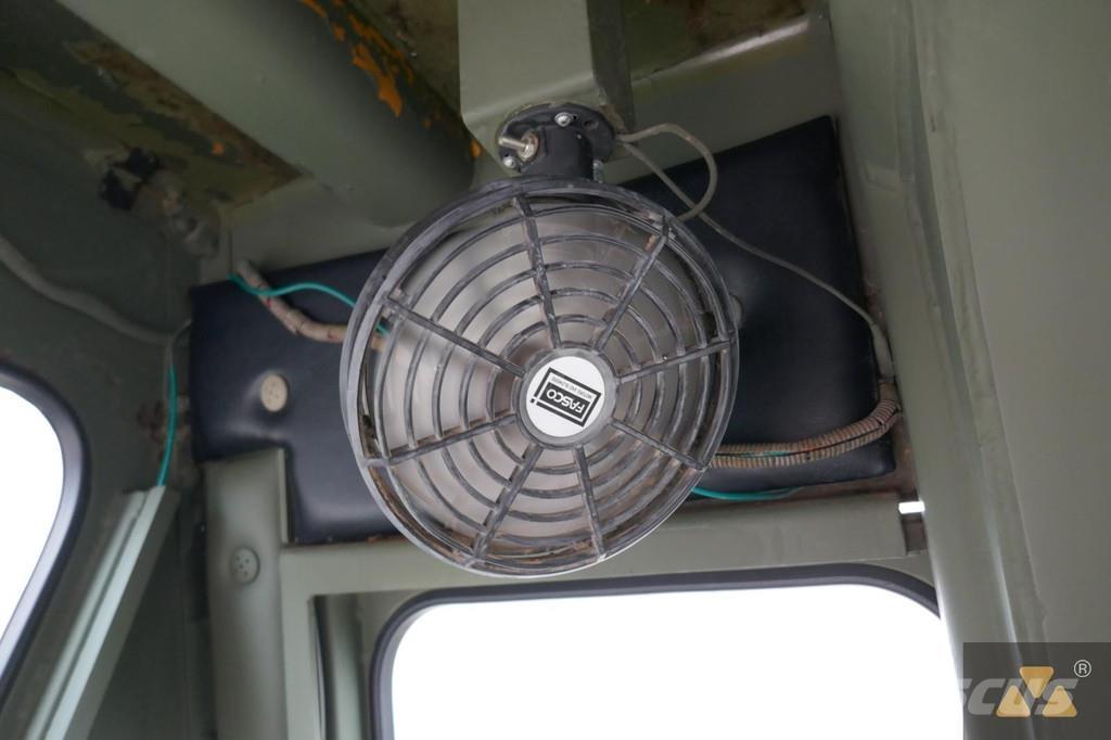 CAT D7G Ex-army Гусеничні бульдозери