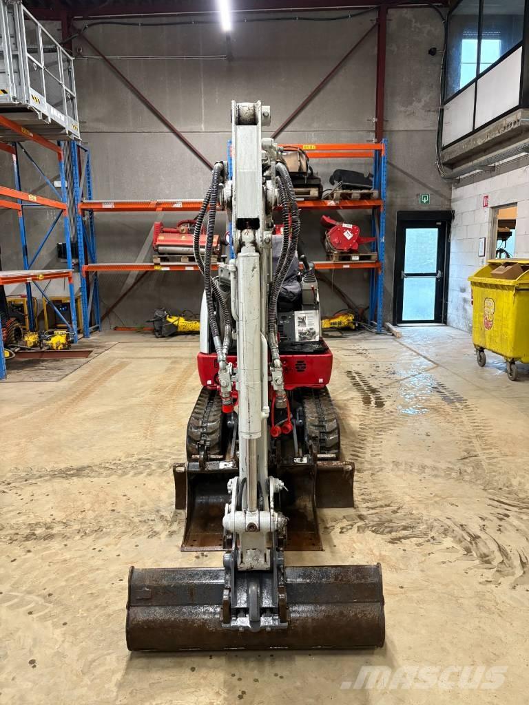 Takeuchi TB 225 Міні-екскаватори < 7т