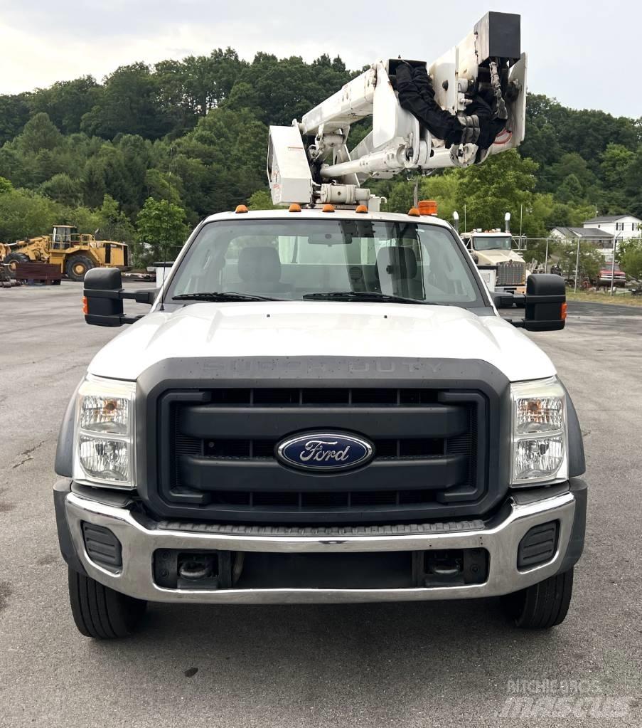 Ford F 550 Автовишки на базі вантажівки