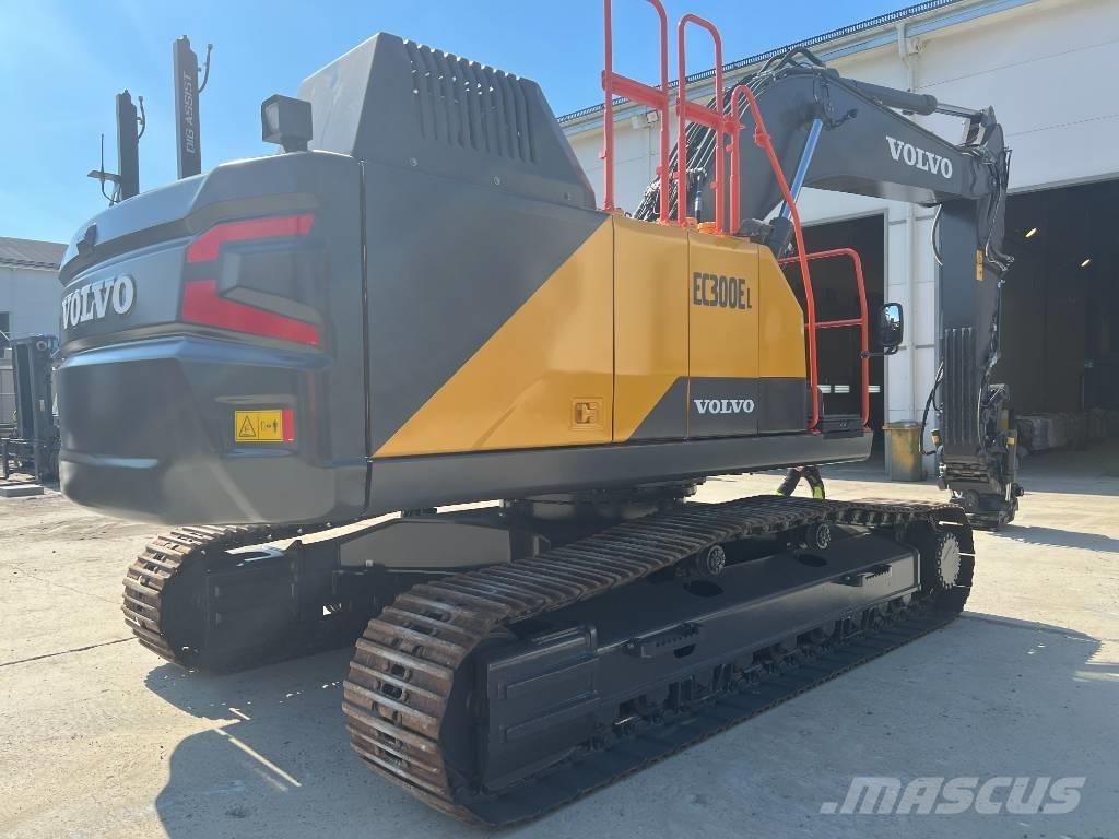 Volvo EC300EL Гусеничні екскаватори