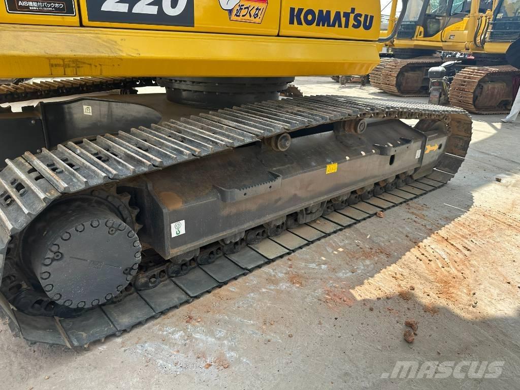 Komatsu PC 220-8 Гусеничні екскаватори