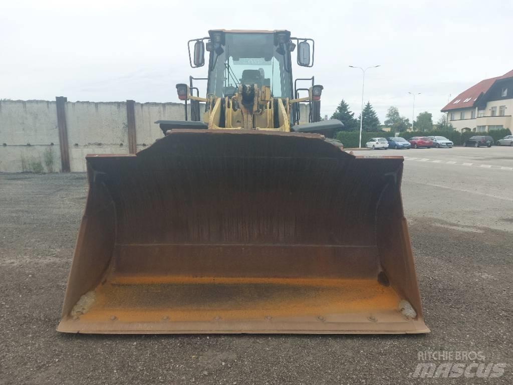 CAT 950G Фронтальні навантажувачі