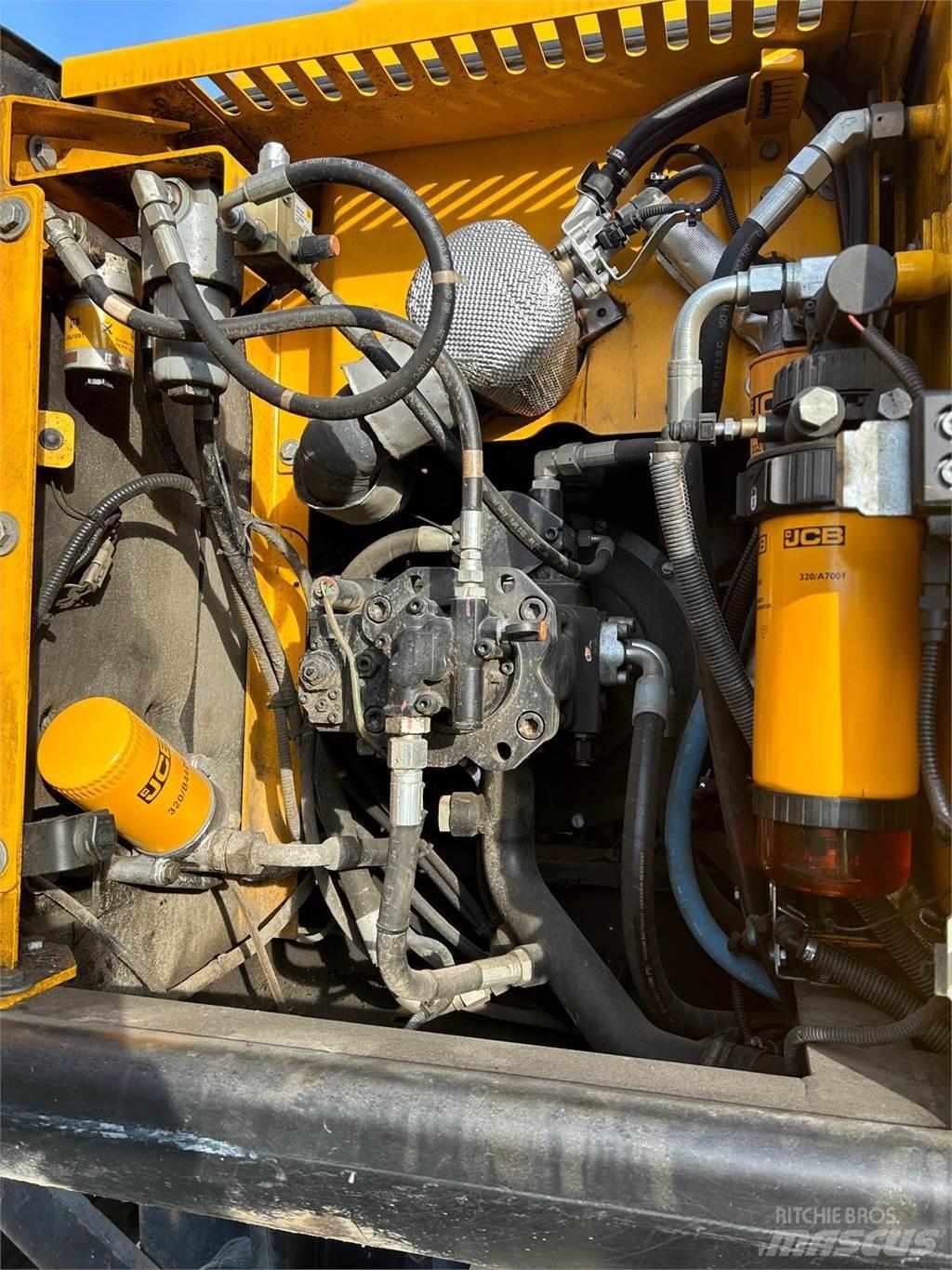 JCB JS175WMT4F Колісні екскаватори