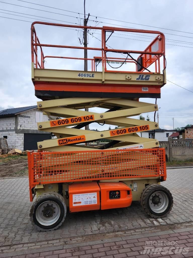 JLG E 4069 LE Підйомники-ножиці