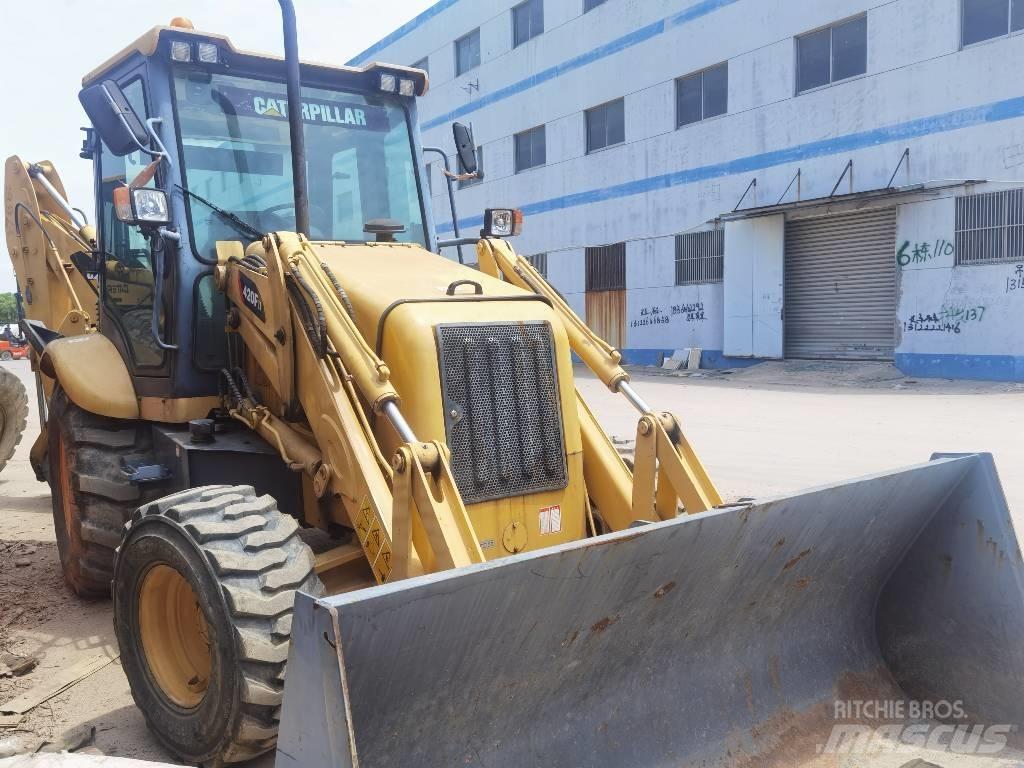 CAT 420 F Екскаватори-навантажувачі