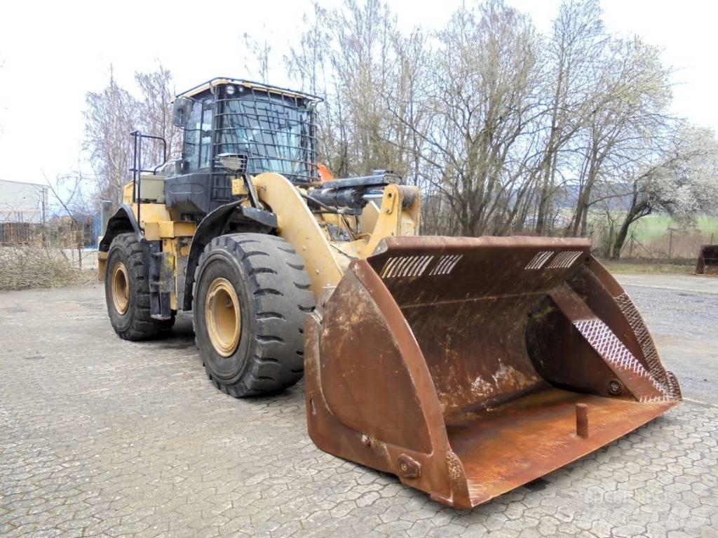 CAT 950 M Фронтальні навантажувачі