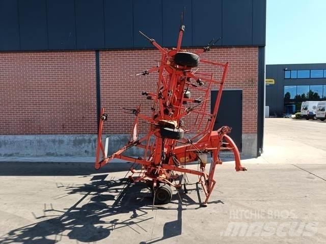 Kuhn GF8501 MHO Граблі і сінозворушувачі
