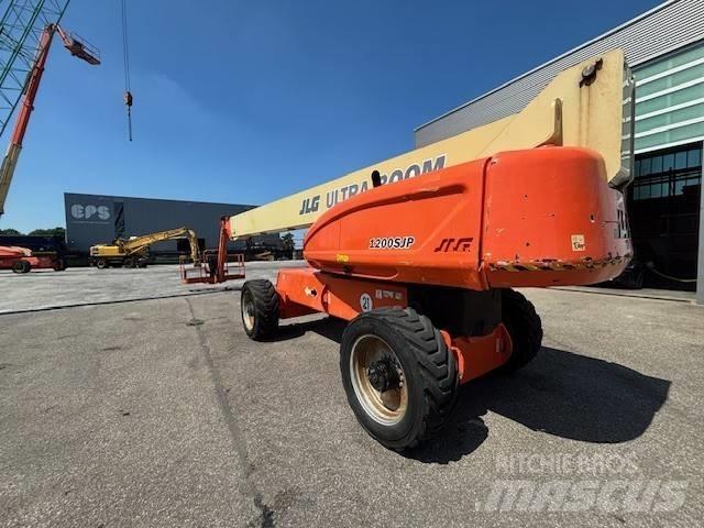 JLG 1200 SJP Телескопічні підйомники
