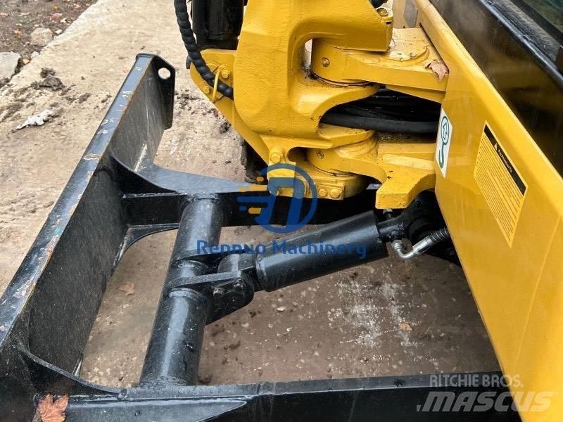 CAT 303.5 E Міні-екскаватори < 7т