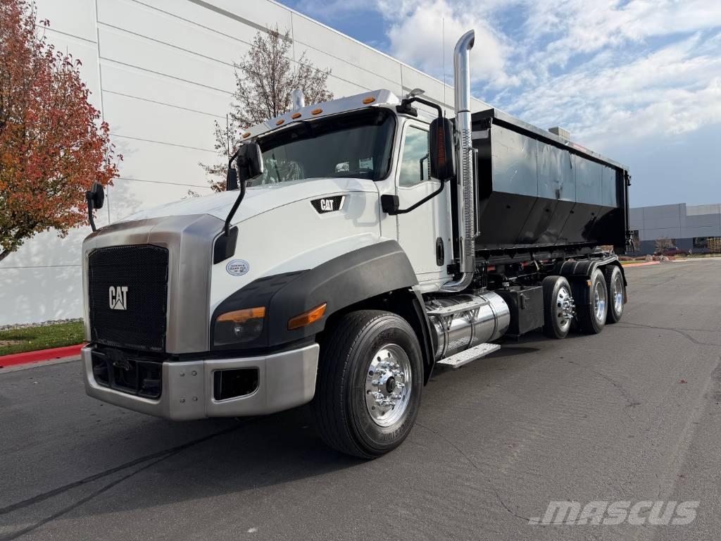 CAT CT 660 Контейнеровози