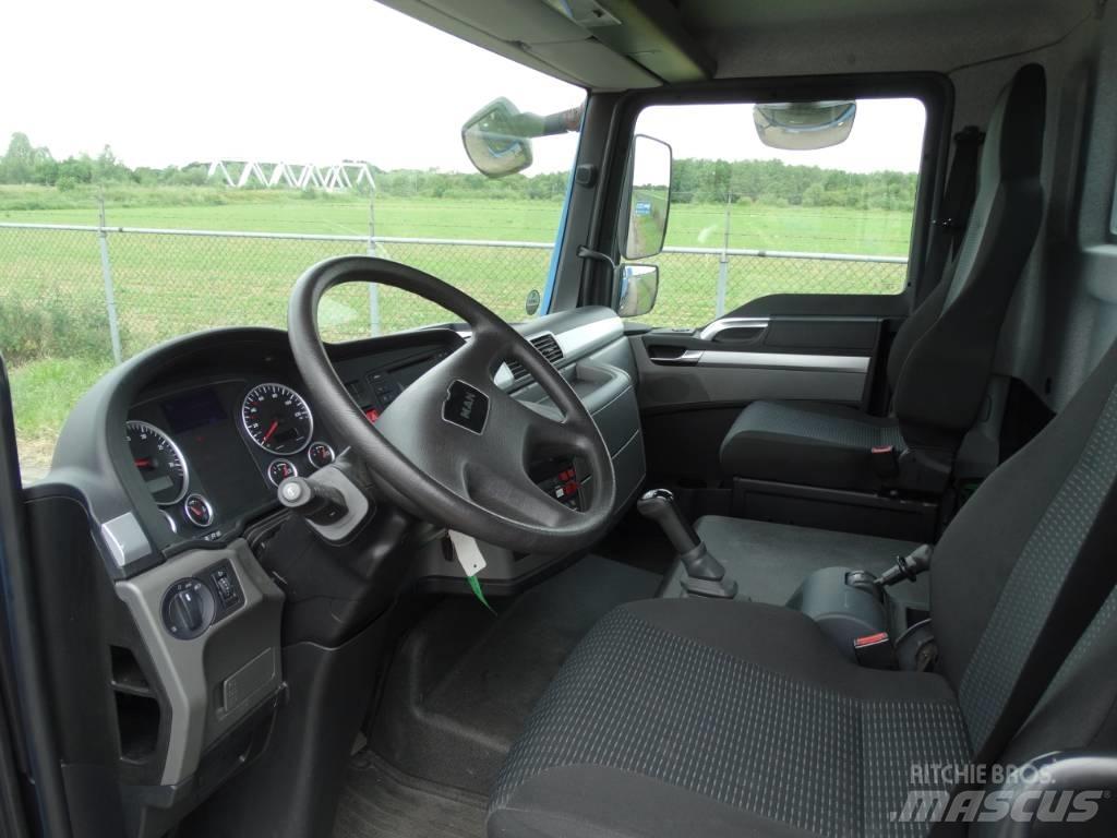 Palfinger P 300 KS Автовишки на базі вантажівки