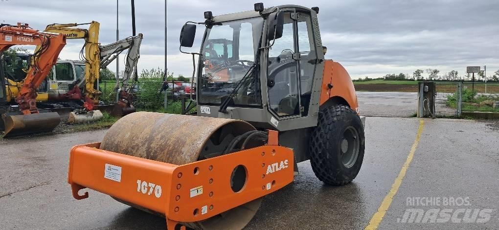 Atlas 1070 Ущільнювачі грунту