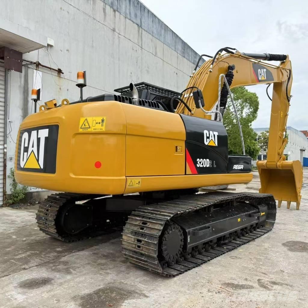 CAT 320D2 Гусеничні екскаватори