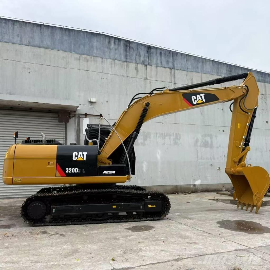 CAT 320D2 Гусеничні екскаватори
