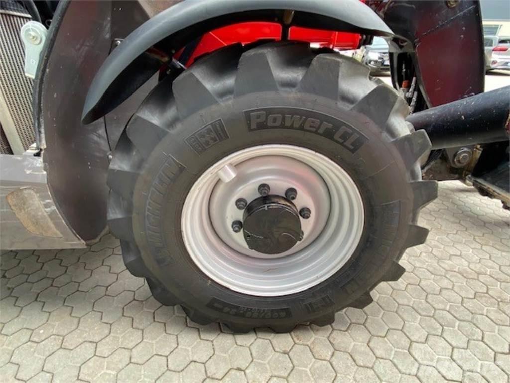 Manitou MT1135 Телескопічні навантажувачі