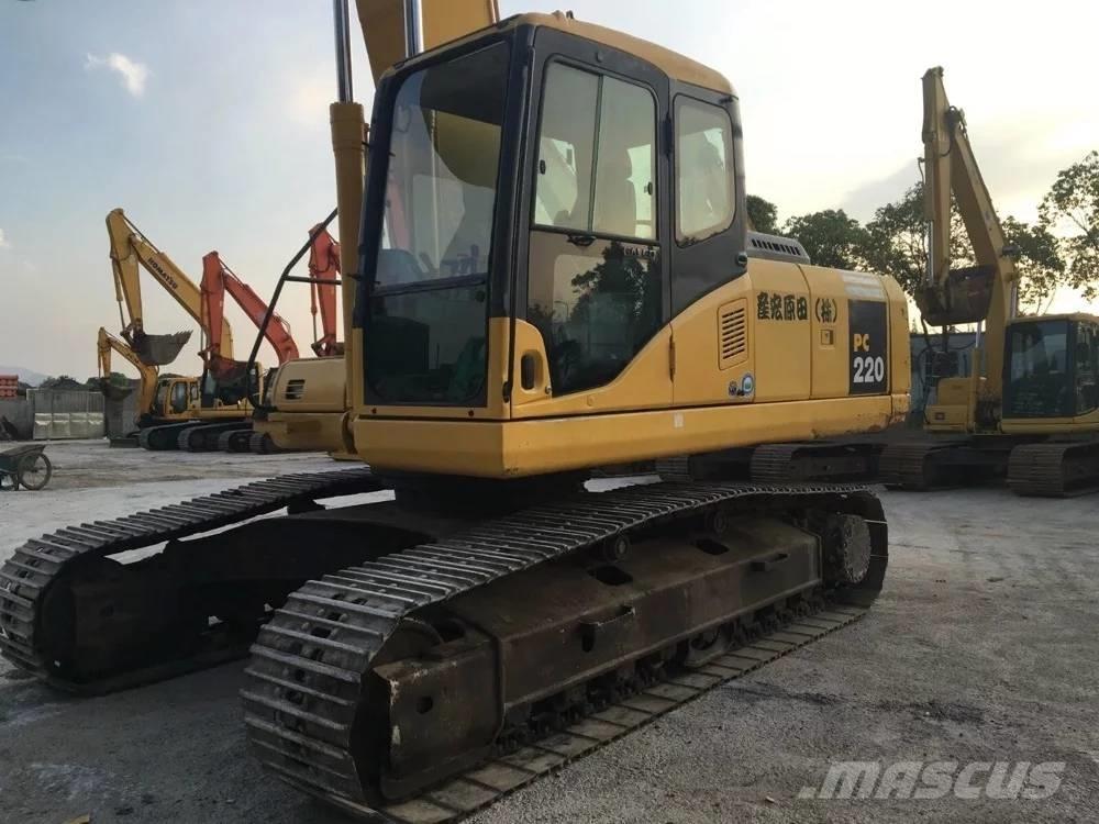 Komatsu pc220-7 Гусеничні екскаватори