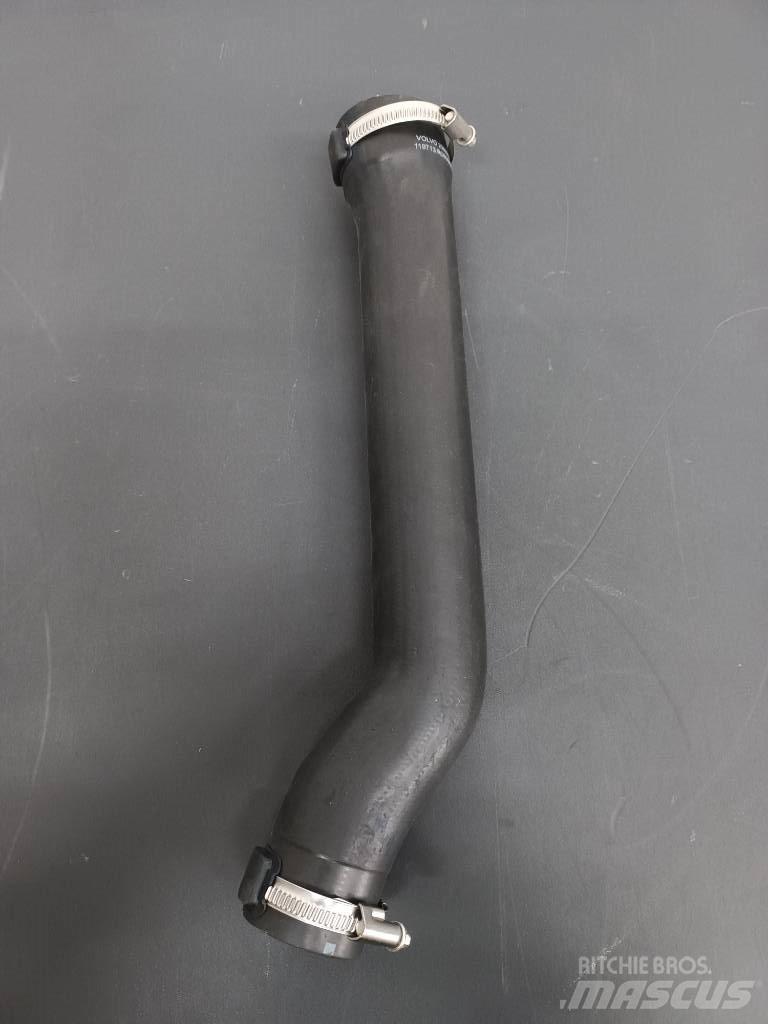 Volvo PIPE 20939562 Двигуни