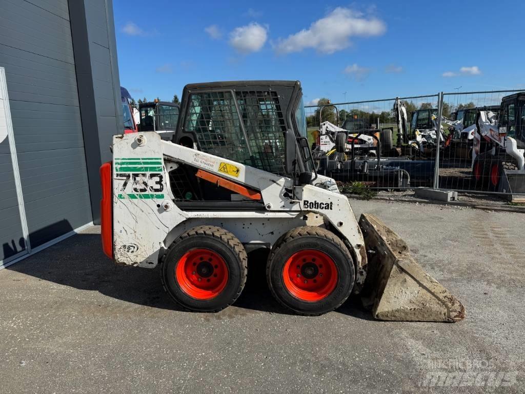 Bobcat 753 Фронтальні навантажувачі
