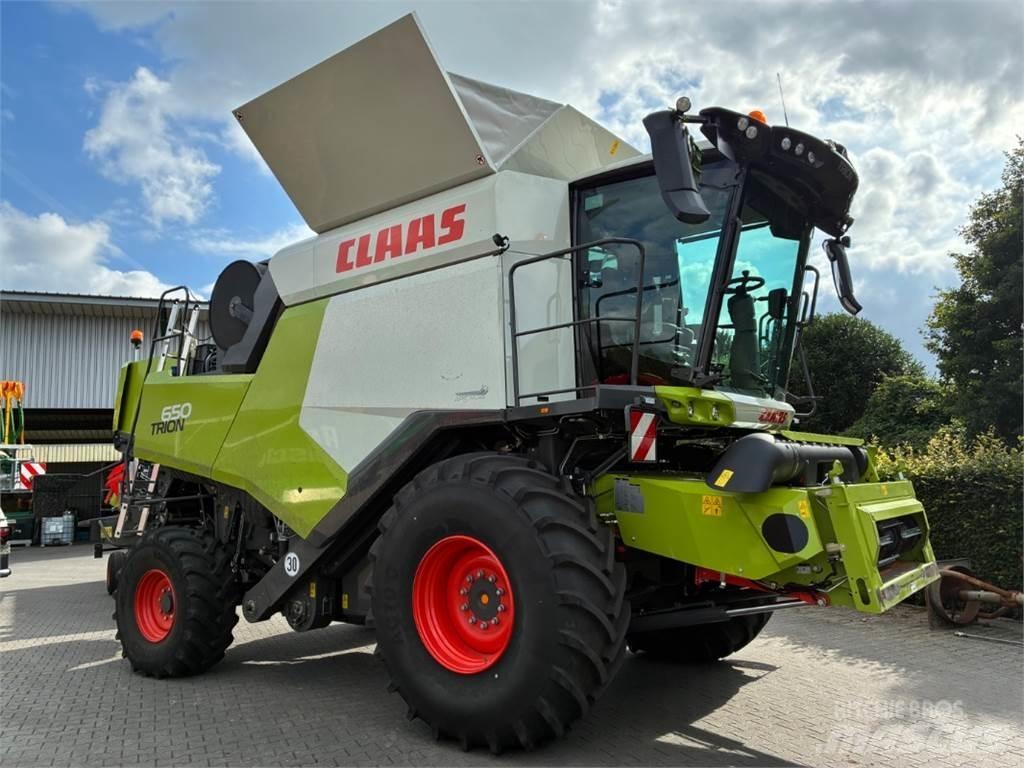 CLAAS Trion 650 Зернозбиральні комбайни