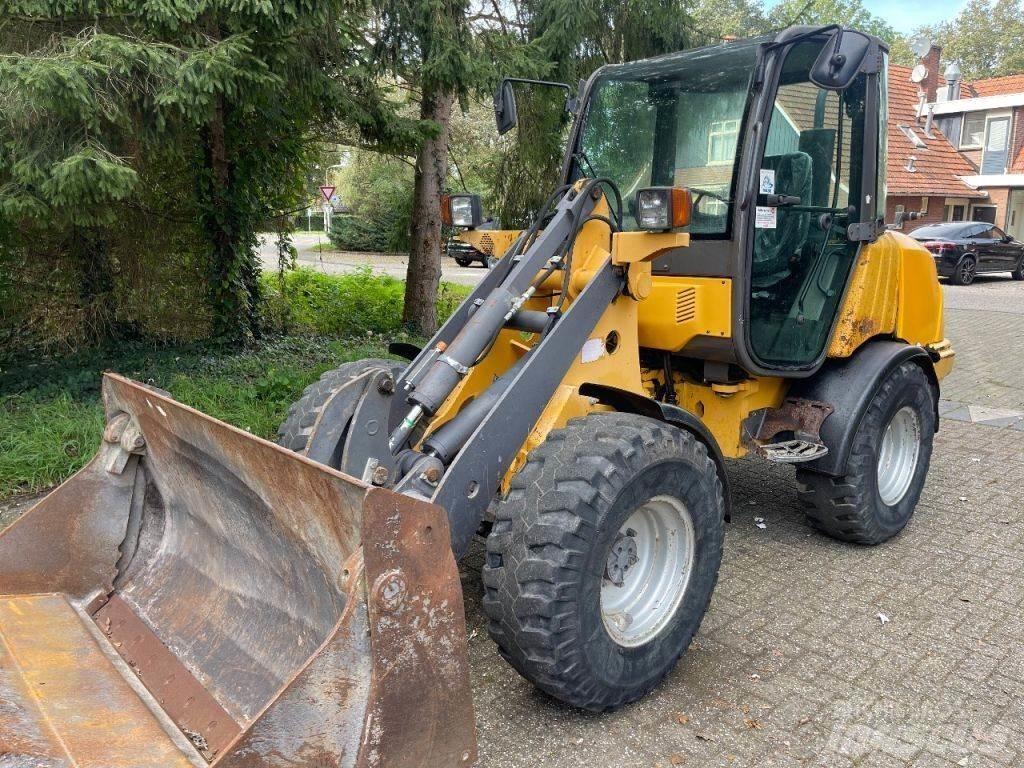 Volvo L25 Фронтальні навантажувачі
