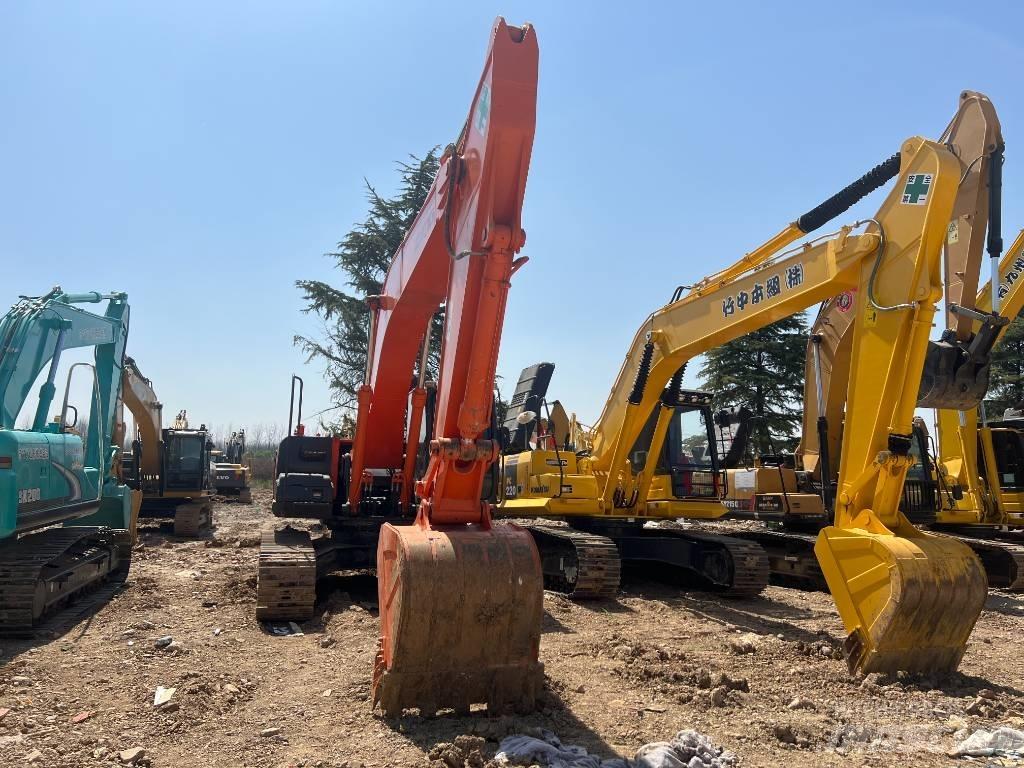 Hitachi ZX 240-3 Гусеничні екскаватори