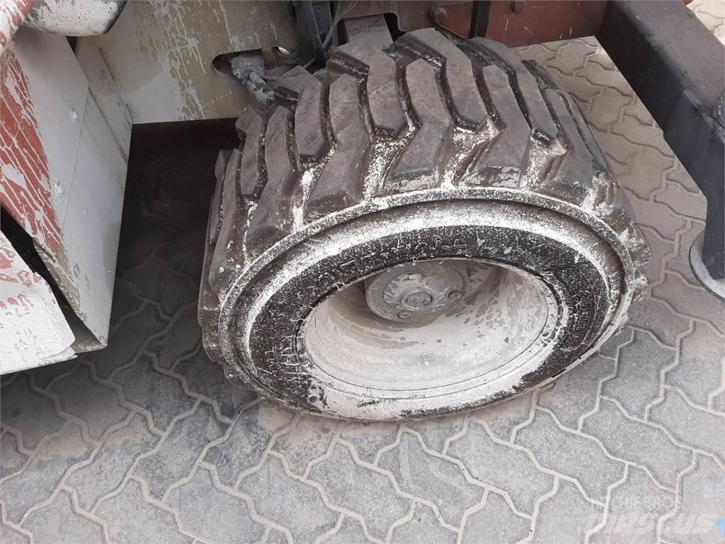 JLG 3394RT Підйомники-ножиці