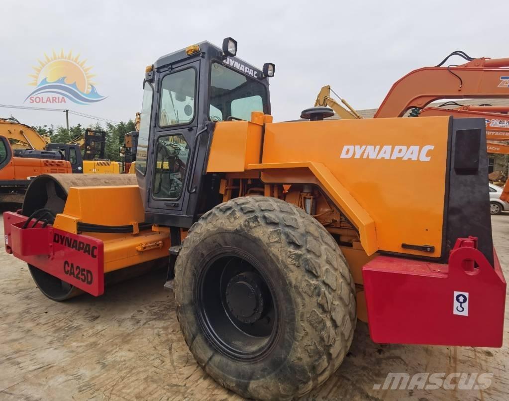 Dynapac CA 25 D Грунтові котки