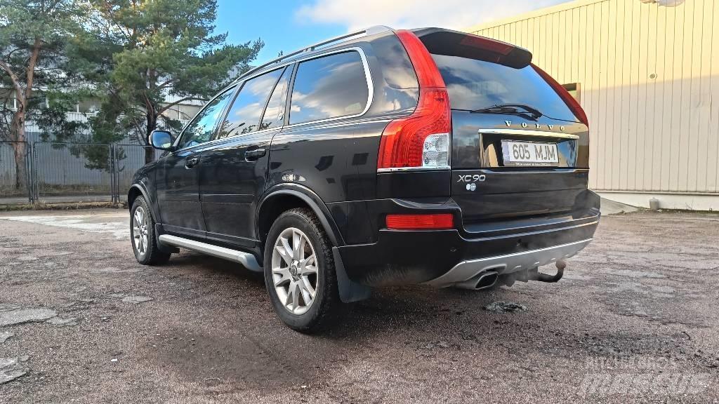 Volvo XC 90 Автомобілі