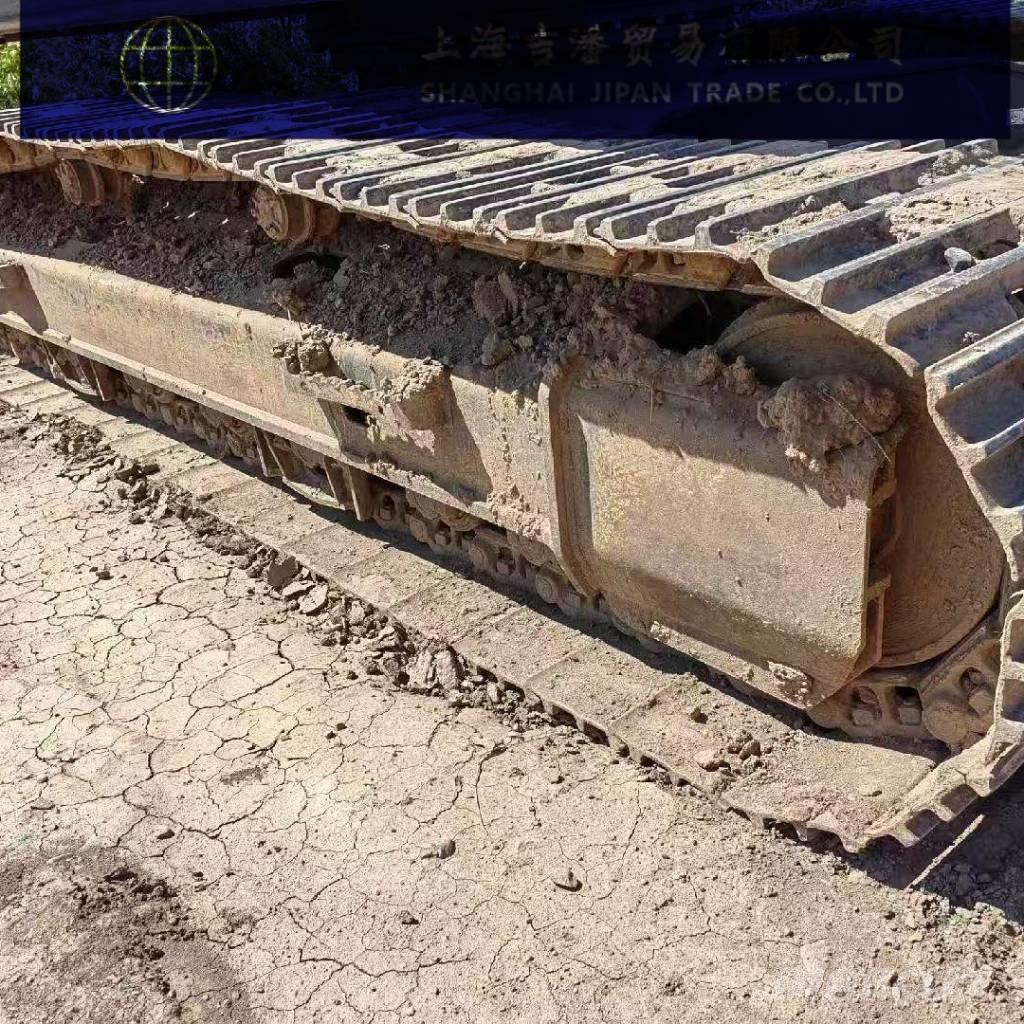 Volvo EC 220 Гусеничні екскаватори