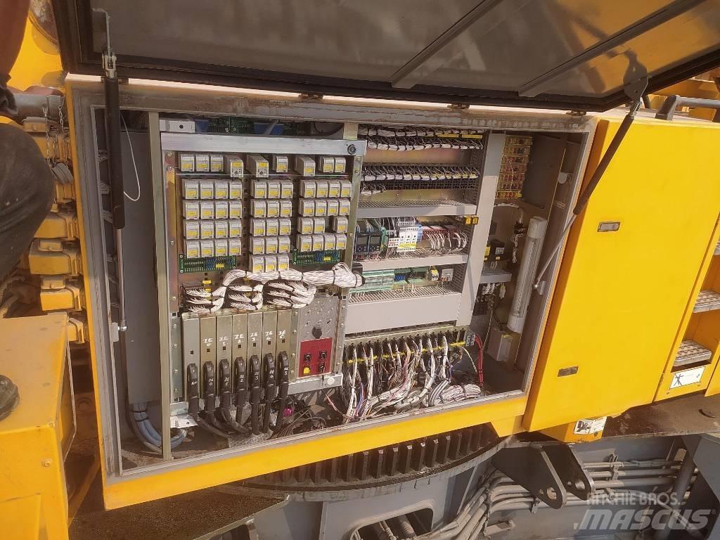 Liebherr LR 1400-2 Гусеничні крани