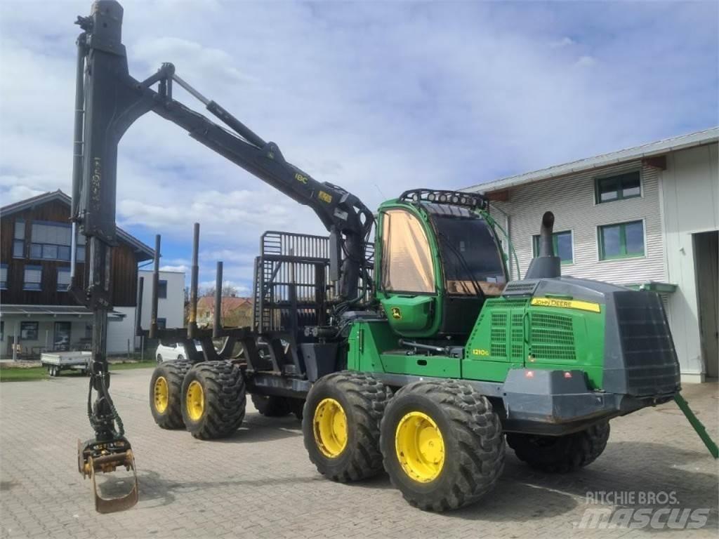 John Deere 1210 G Форвардери