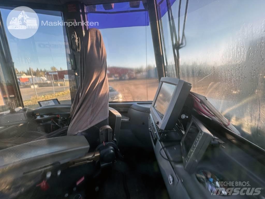 Valmet 890.3 Форвардери
