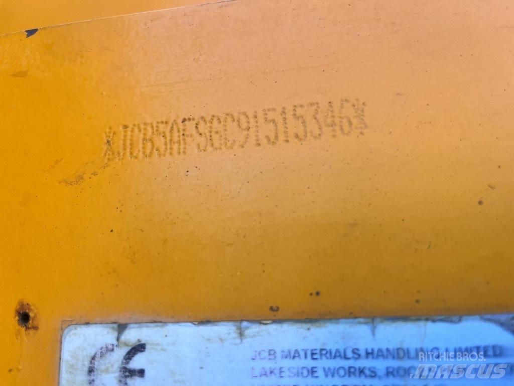 JCB 540-170 Телескопічні навантажувачі