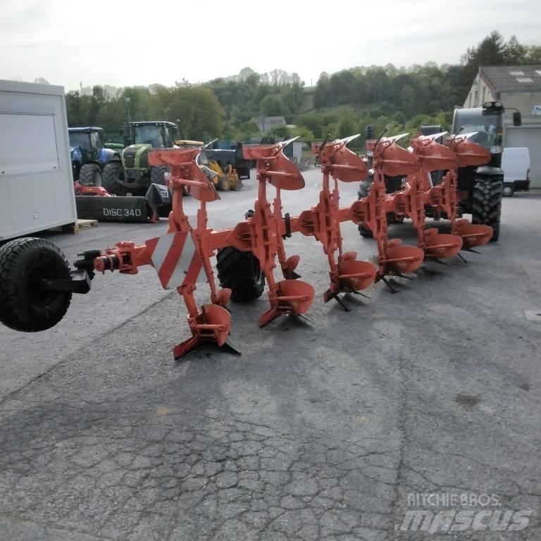 Kuhn Vari-Master 153 Реверсивні плуги